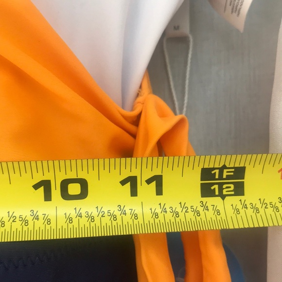 Cupshe swimsuit - Picture 5 of 6